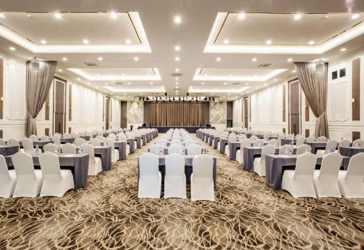 6. 더 파고 디자인..