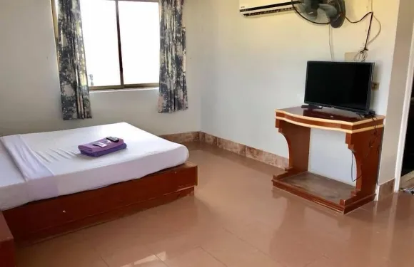 巴東勿剎客房酒店