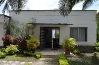 Chalet Familiar Hotels in La Tebaida