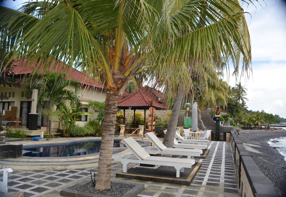 Segara Wangi Beach Cottages