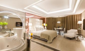 Six Star Motel Taoyuan