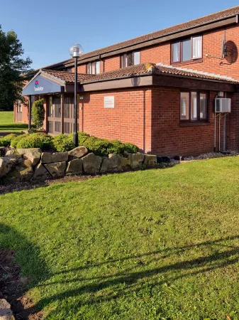 Travelodge Sleaford Отели в г. Скопвик