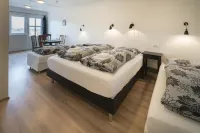 Guesthouse Storu-Laugar Hotels in Laugar