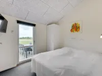 "Finja" - 500m from the Sea