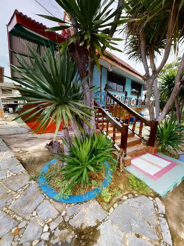 รูปภาพของริมทะเล รีสอร์ท เกาะสีชัง