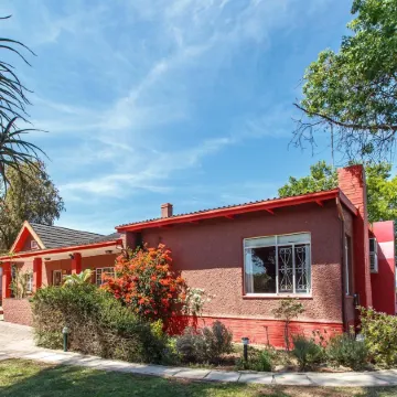 Gumtree Guest House