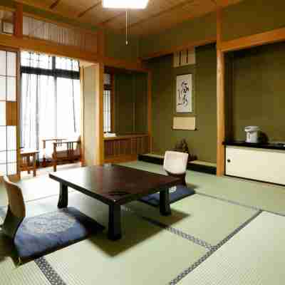 奥飛騨平湯温泉 岡田旅館 和楽亭 Rooms