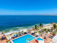 The Paramar Beachfront Boutique Hotel with Breakfast Included - Downtown Malecon - Mountain view