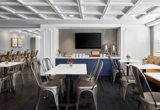 캐피톨 힐 호텔