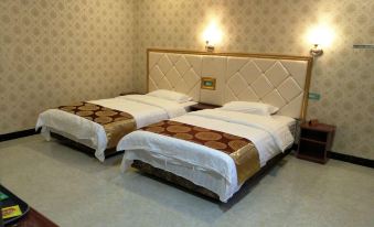 Hongyuan Hotel, Zhuzang Town, Weng'an County