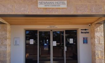 Newman Hotel