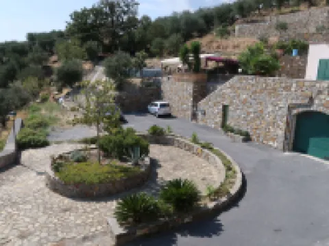 Samuele Hotels in Civezza