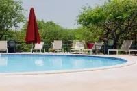 Etosha Safari Camp - Kolam Renang