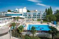 Hotel Zorna Plava Laguna - Pools