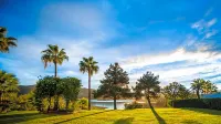 B Bou Hotel la Viñuela & Spa