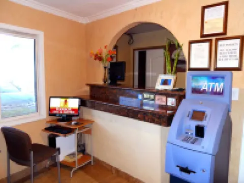 ฮาร์เบอร์อินน์แอนด์สวีทส์