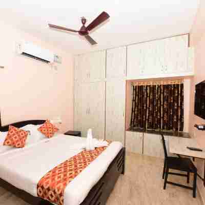 Alexa Homestay (2BHK Appartments with A/C) Rooms