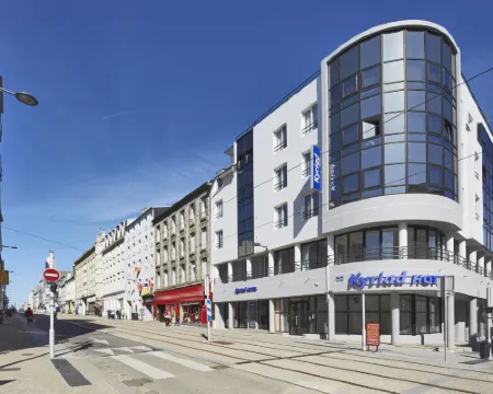 Kyriad Brest Centre Hoteles en Brest