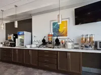羅蘭貝斯特韋斯特優質套房飯店 佛里曼體育館（Freeman Coliseum）附近的飯店