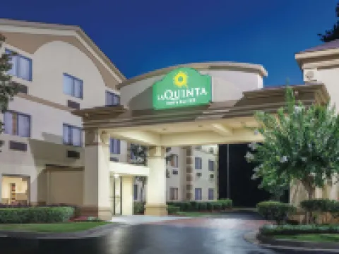 La Quinta Inn & Suites by Wyndham Jackson Airport Hoteles en Pearl