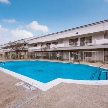 Motel 6 Irving, TX - Irving DFW Airport East
