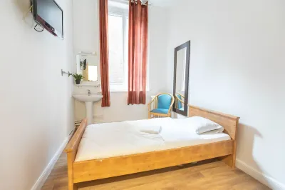 Hôtel le Paris Brest Hotels near Blue Spa Lievin