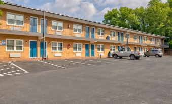 Motel 6 Falls Church, VA - Arlington Boulevard