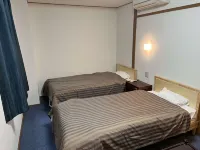 Esquire City Hotel Hotels in Nyuzen