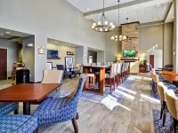 Hampton Inn & Suites Fredericksburg-at Celebrate Virginia - breakfast