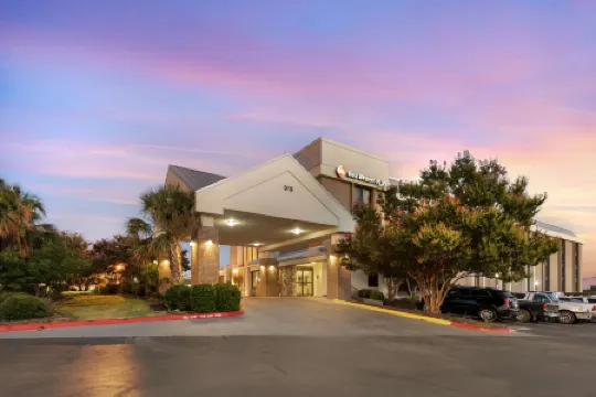Best Western Plus Austin Central