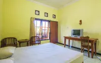 Baru Dua Beach Hotel and Restaurant Hotel di Wongsorejo