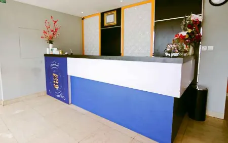 Budget Hotel by the Harbour