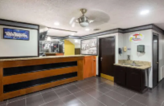 Economy Suites Fairgrounds