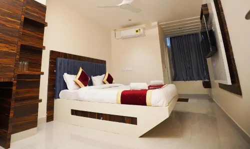S V Royal Luxury Rooms Hotels in Guntur