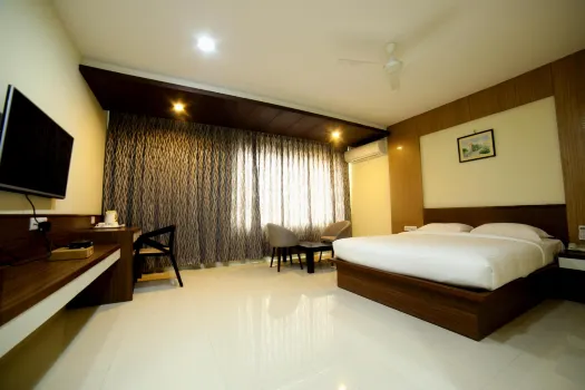 Mysoregate Hotel Hotels near Sri Guruvayur and Ashtalakshmi Temple