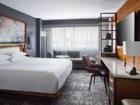 Marriott Greensboro Downtown Hotels near O. Henry Statues