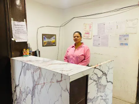 Qotel Express Sandberry Prashant Vihar