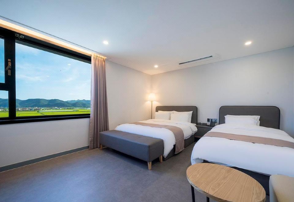 [브라운도트호텔 풍산점의 깔끔한 객실 이미지]