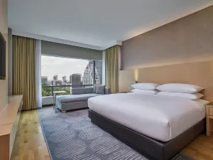 Renaissance Kuala Lumpur Hotel & Convention Centre