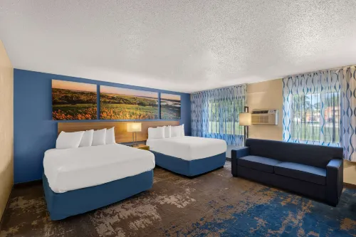 Days Inn by Wyndham Newton Hotels in Colfax