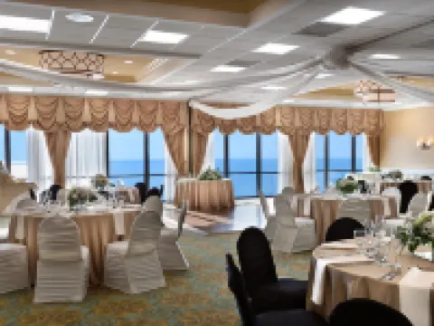 เดอะ เบรคเกอร์ส รีสอร์ท โรงแรมในเมอร์เทิลบีช