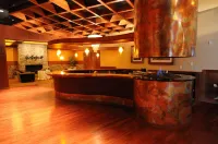 Hilton Garden Inn Erie - bar