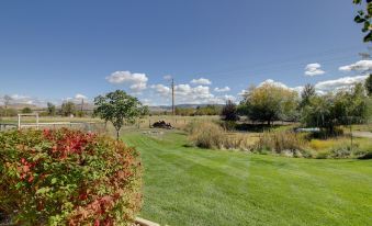 Pet-Friendly Stevensville Home w/ Mountain Views!