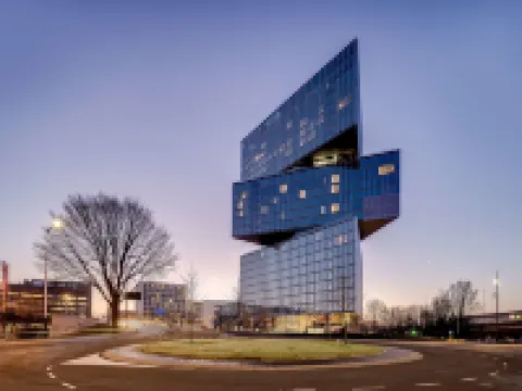 เอ็นฮาว อัมสเตอร์ดัม ไร โรงแรมในอัมสเตอร์ดัม