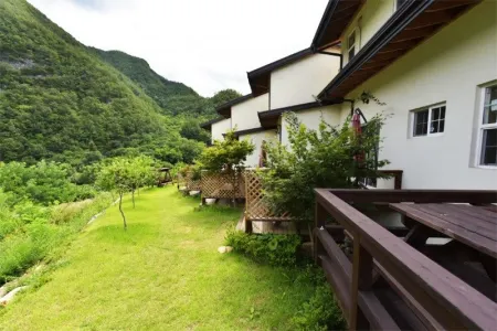 Jeongseon Cloud Ladder Pension
