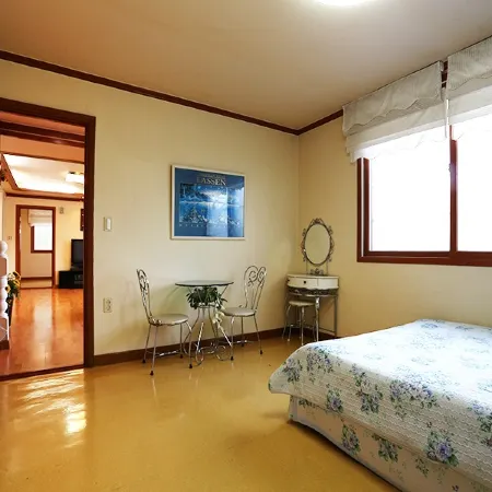 Yeoju White House Pension