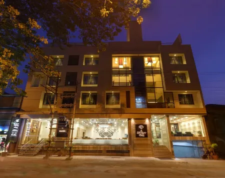 Hotel Silver Oak Near Ambabai Temple Kolhapur