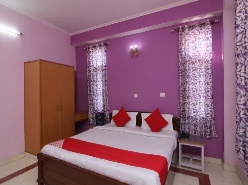 Moksh Hotel Hotels in Kandaghat