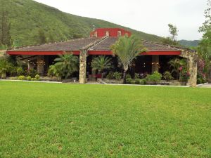 Bahía Escondida Sport Club, Convention Center & Resort