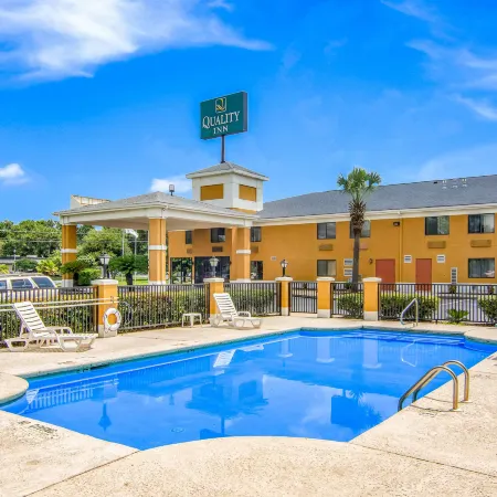 Quality Inn Near University of Mobile